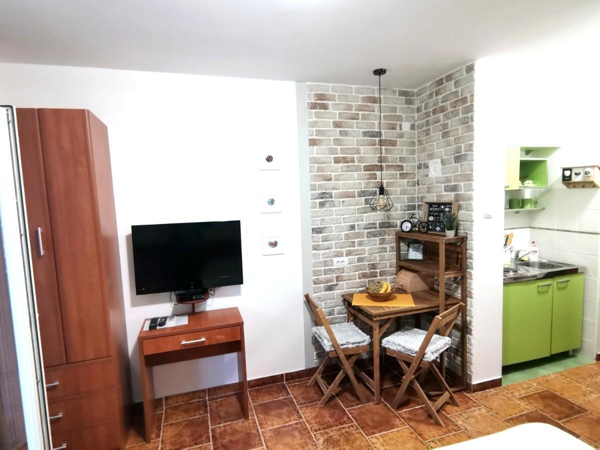 Apartments Maris Petrovac Luaran gambar