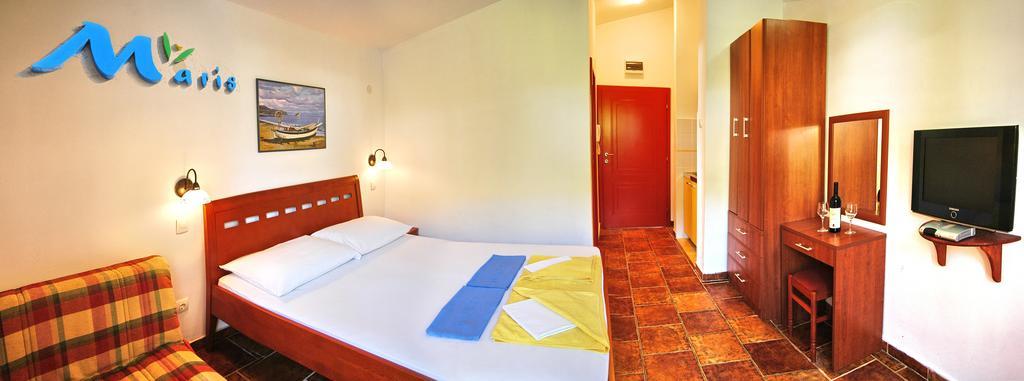 Apartments Maris Petrovac Luaran gambar